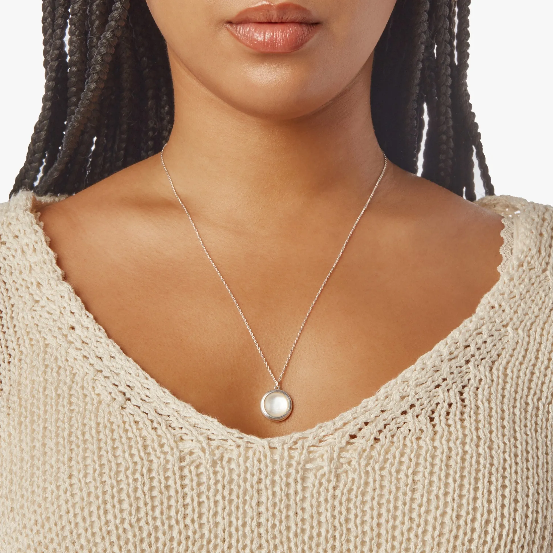 Heirloom Mother of Pearl Pendant Necklace